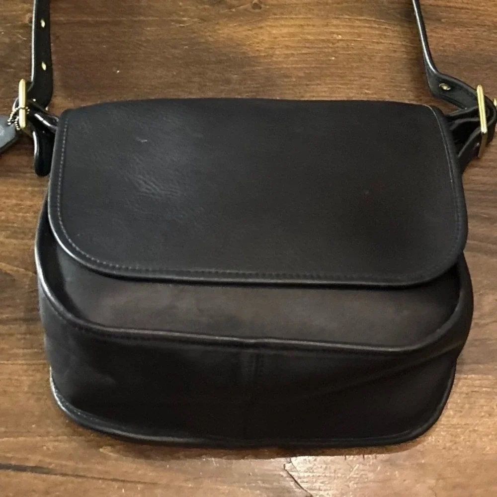 Vintage Coach Crossbody Bag Black Leather Flap Brass Classic Quiet Luxury 90s